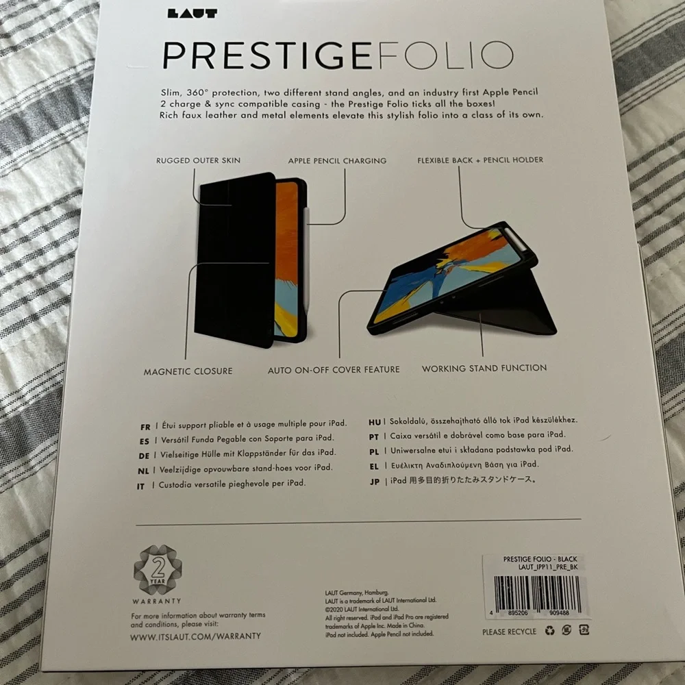 Brand-new prestige-folio iPad case